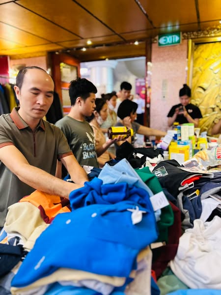 Khách check-in nhận voucher